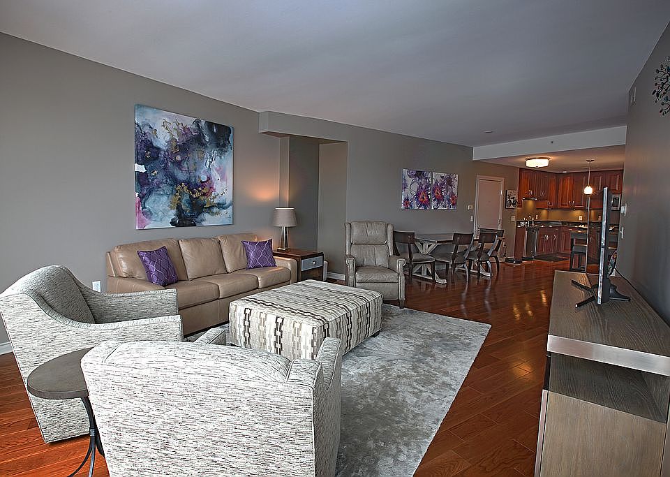 living room to kitchen view