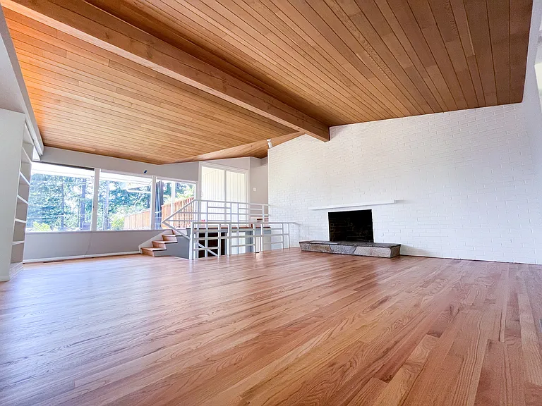 9000 Lake Washington Blvd NE — Photo 3
