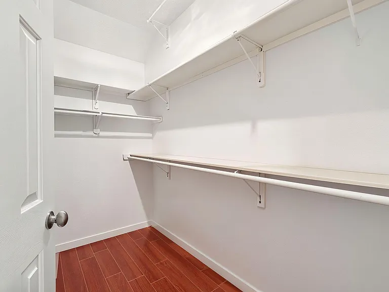 18502 Berry Leaf Ct — Photo 17