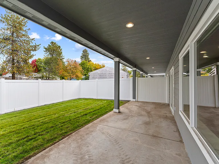 Birkdale Commons — Photo 38