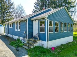 7400 Painter Rd, Bedford, OH 44146