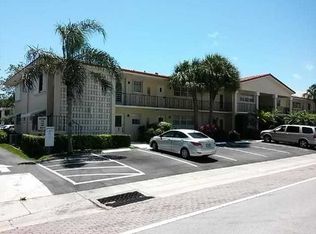 2200 NE 36th St APT 1, Lighthouse Pt, FL 33064
