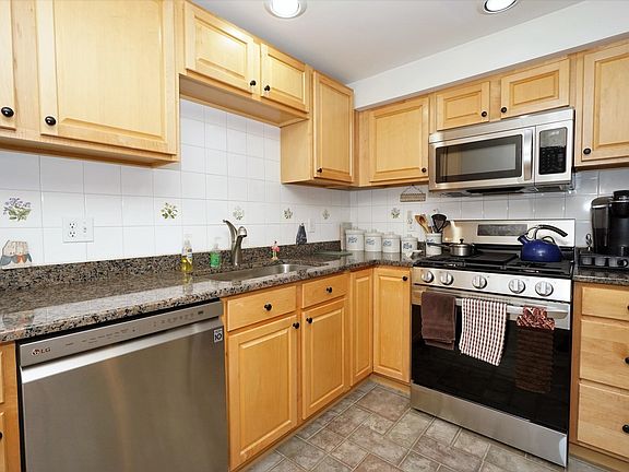 4th image of 62 Collins Landing Rd Unit 51