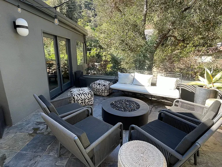 1854 Franklin Canyon Dr — Photo 39