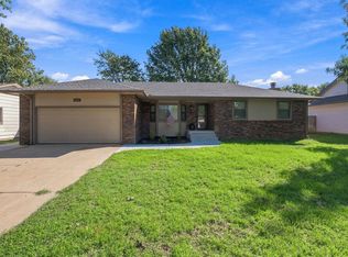 1844 N Evergreen Ln, Wichita, KS 67212