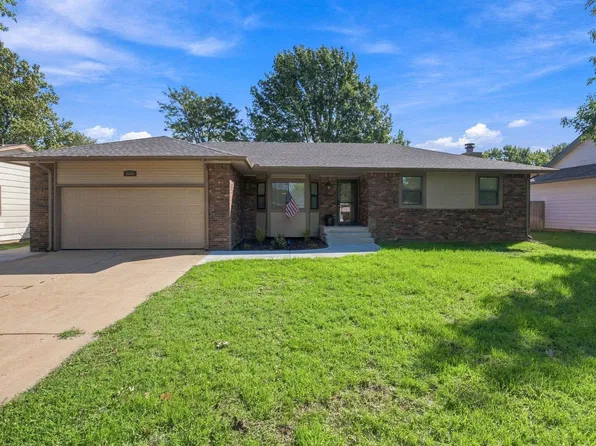 1844 N Evergreen Ln, Wichita, KS 67212
