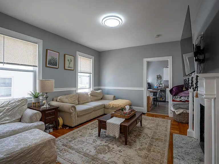 40 Newcastle Rd #1 — Photo 4