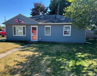 126 E Ben St, New Carlisle, IN, 46552