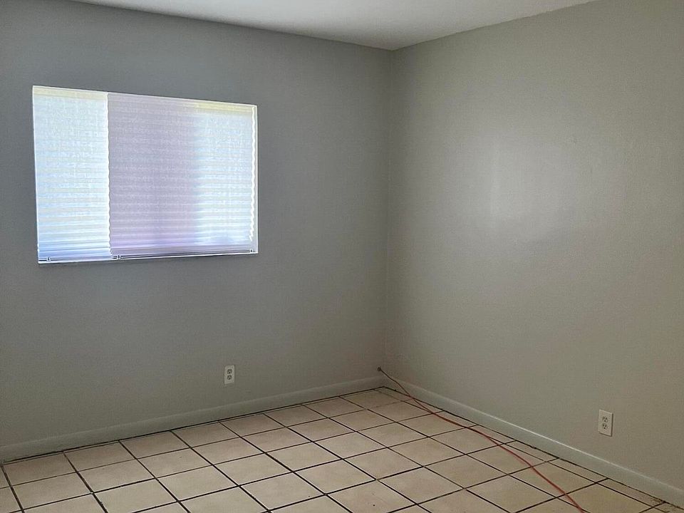 1st image of 3930 NW 31st Ter APT 3