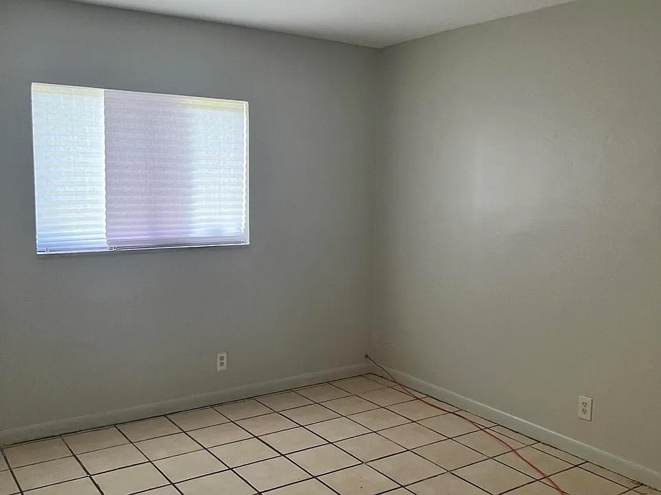 3930 NW 31st Ter #3