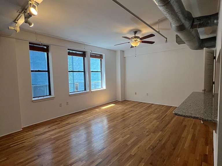 700 Church St #408 — Photo 18
