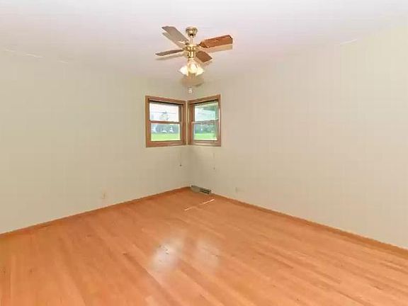 5th image of 7301 W Waterford Ave