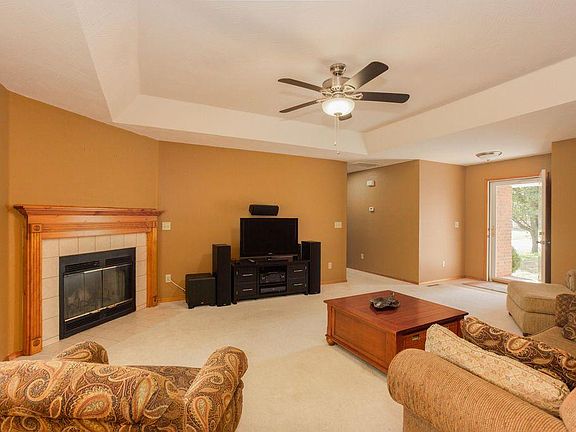 4th image of 4115 W Hillside Way