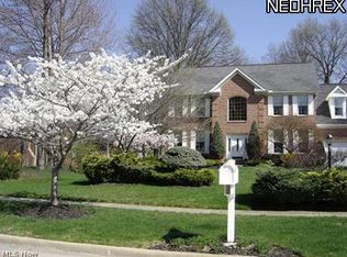 16087 Heatherwood Ct, Strongsville, OH