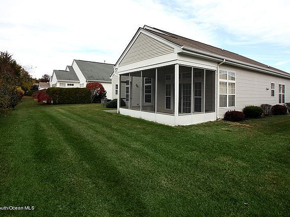4th image of 7 Dawnwinds Ct