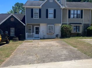 8183 Canyon Forge Dr, Riverdale, GA 30274