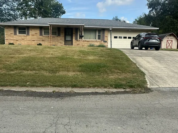 1520 Chesterfield Dr, Anderson, IN 46012