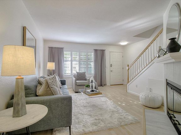 3rd image of 4174 Blackford Cir