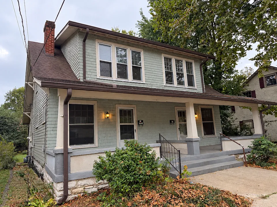 423 Steele St
