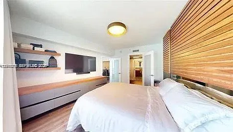 1750 N Bayshore Dr #2803 — Photo 13