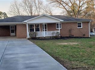 121 Riley Rd, Dallas, NC 28034