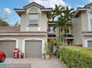 9056 NW 54th St, Sunrise, FL 33351