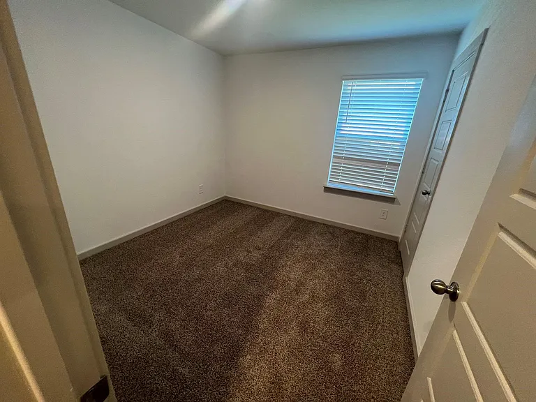 12916 Wempe Way — Photo 10