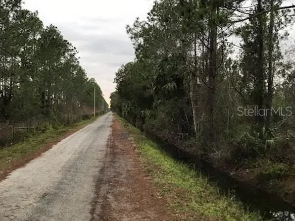 1689 E Prideaux Rd #7, Osteen, FL 32764