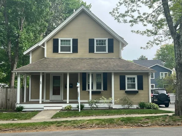 66 Mineral St, Reading, MA 01867