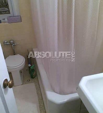 3rd image of 159 E 91st St #4F