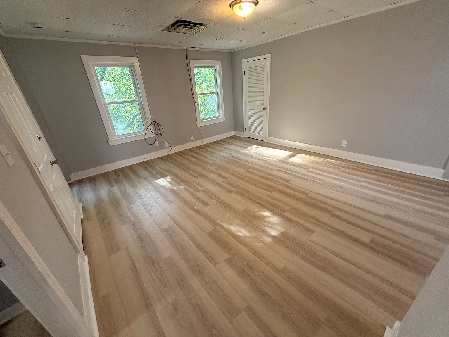 4 bed, 1300 sqft, $2,600 — Photo 4