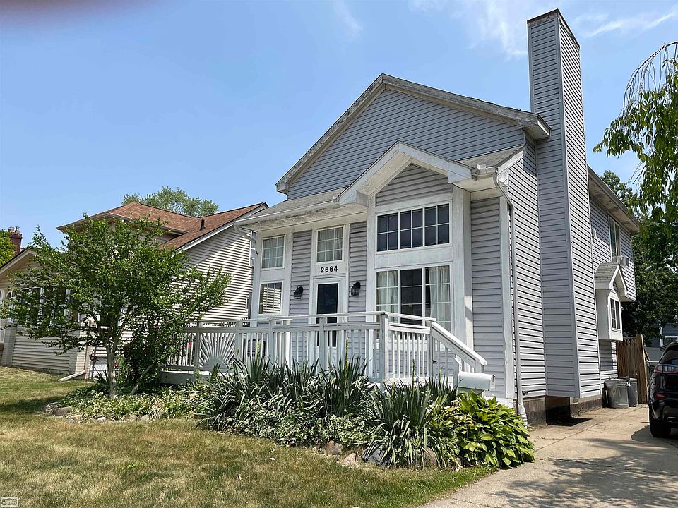 1st image of 2664 Gardner Ave