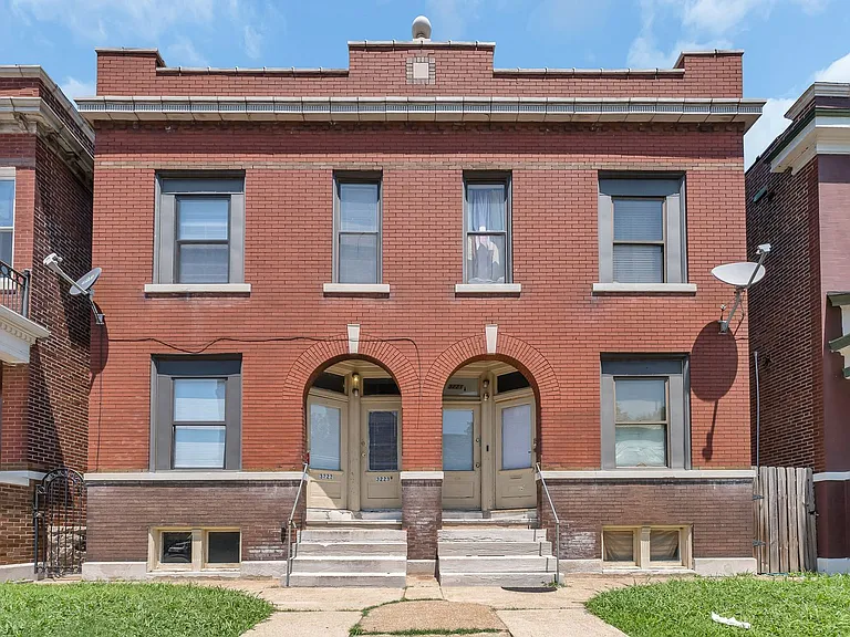 3223 Pestalozzi St #2F — Photo 3