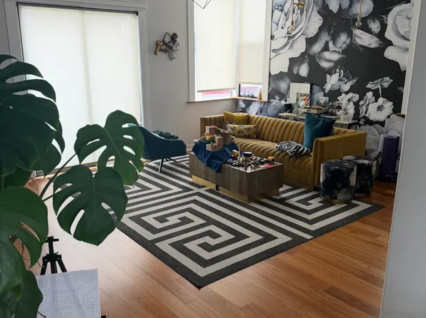 12911 Bluff Creek Dr, Playa Vista, CA 90094