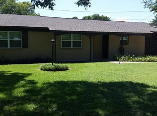 213 Bowles Dr, Hurst, TX 76053