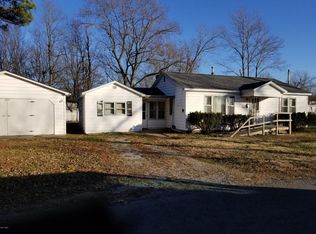 2032 Lindell Ave, Murphysboro, IL 62966