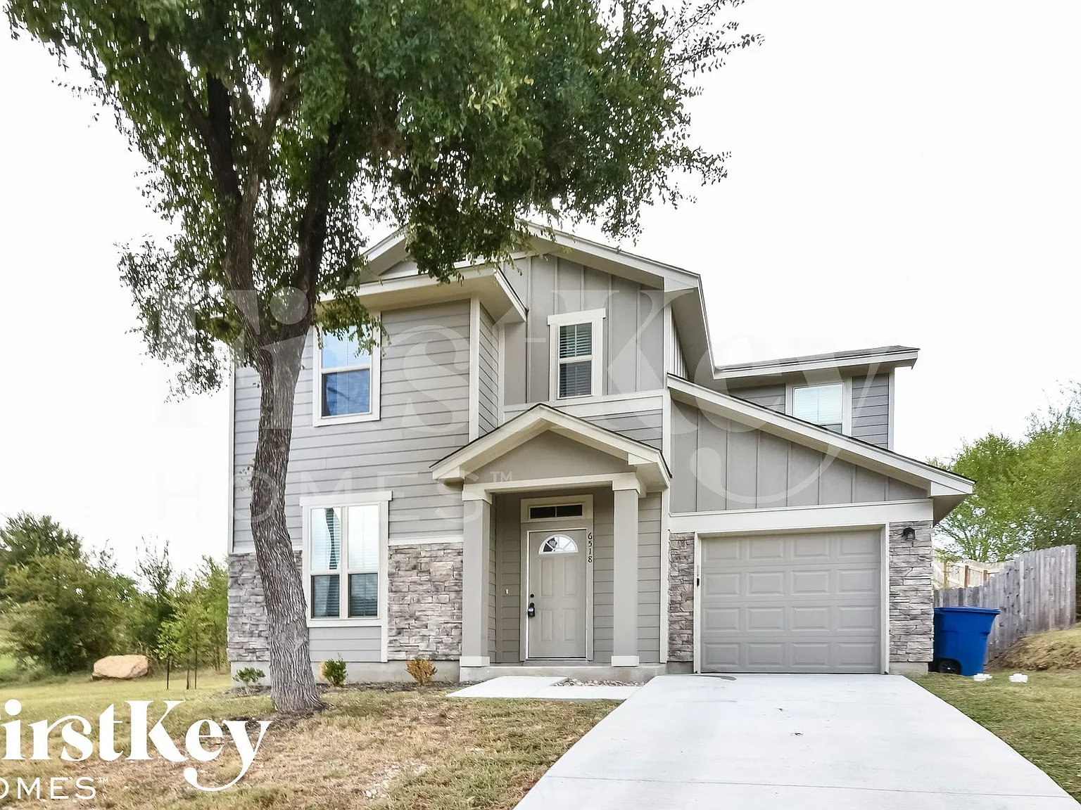 3 bed, 2.0 bath, 1260 sqft, $1,505 — Photo 2