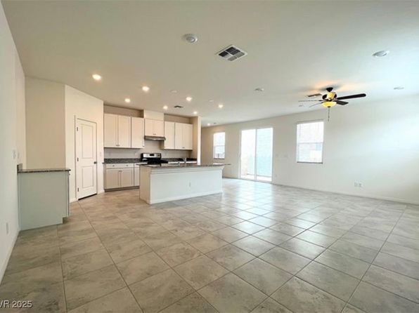 2970 Saltillo Ln, Las Vegas, NV 89121
