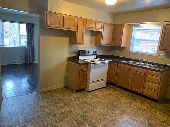 4th image of 4629 Crestview Ave
