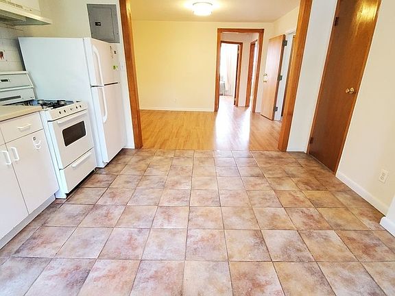 3rd image of 32-24 32nd St #2