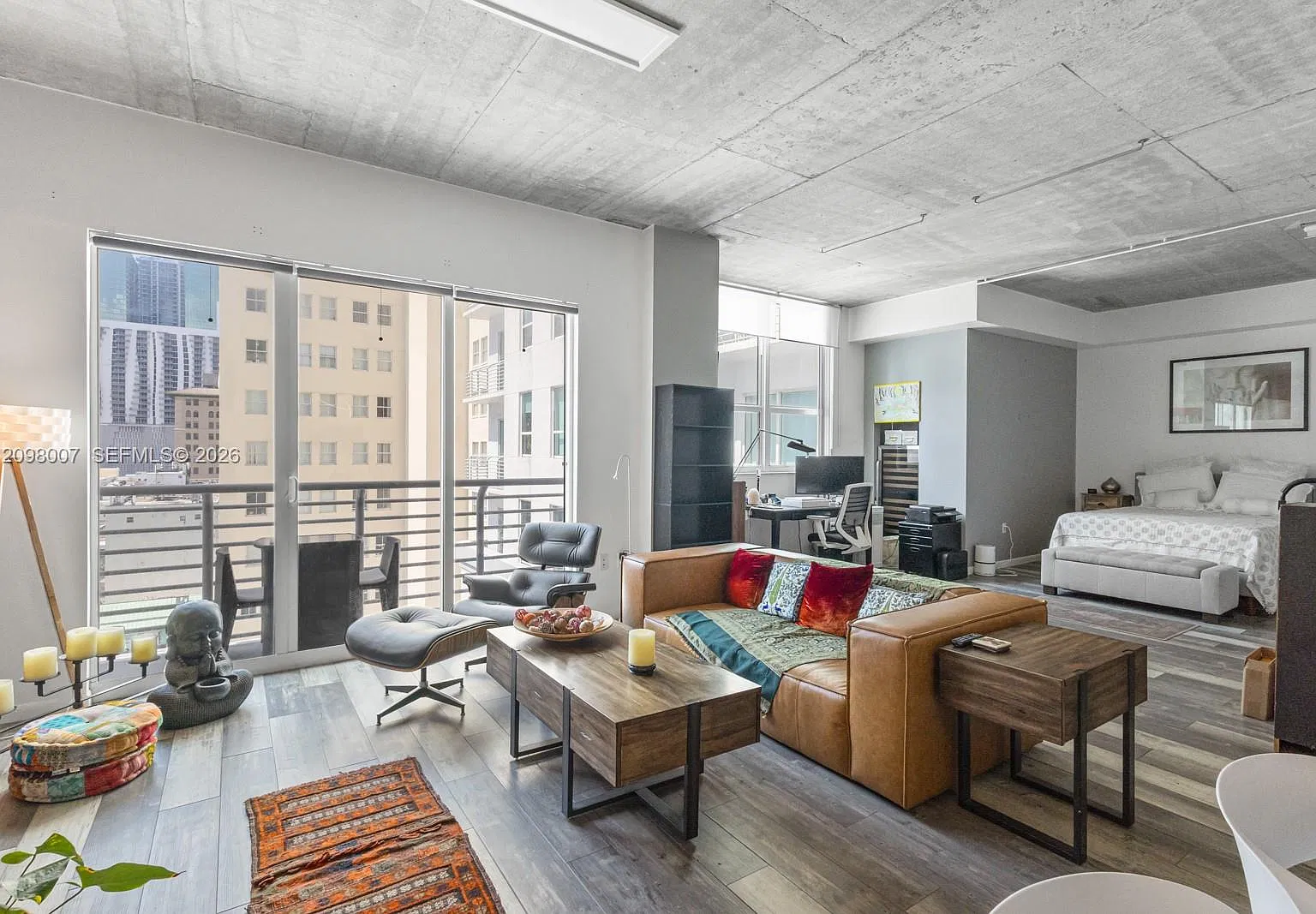The Loft Downtown Ii Cond — Photo 3