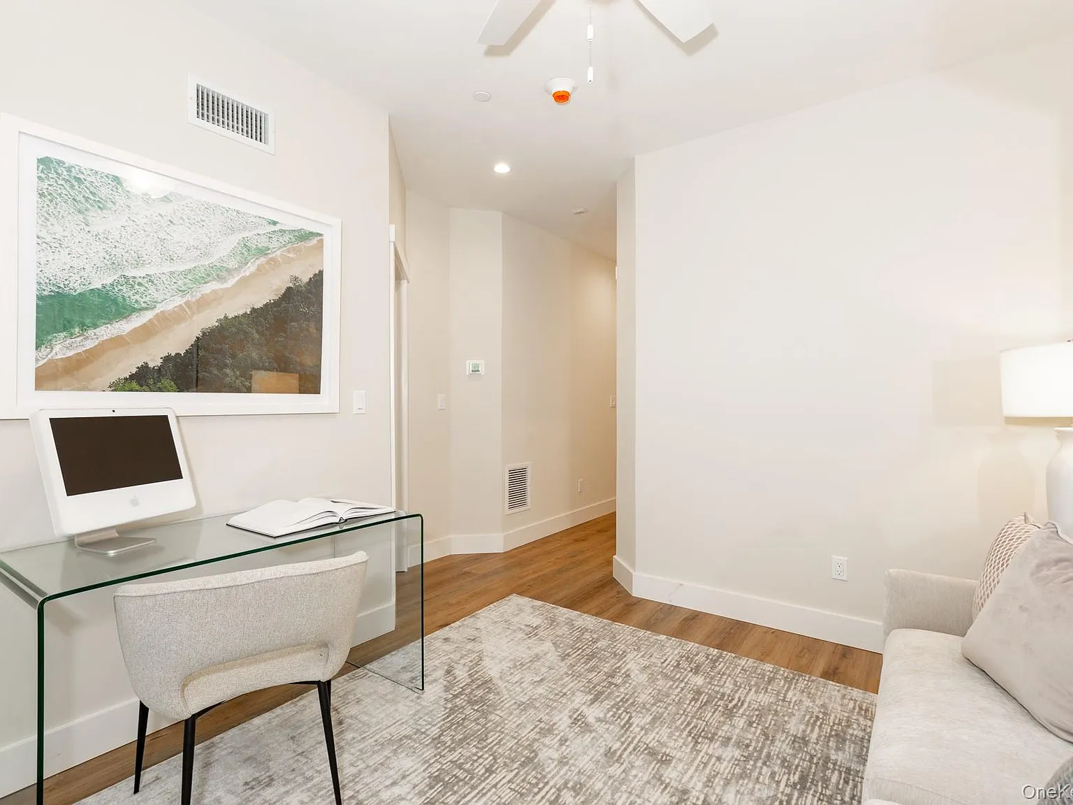 2 bed, 2.0 bath, 1100 sqft, $3,500 — Photo 4