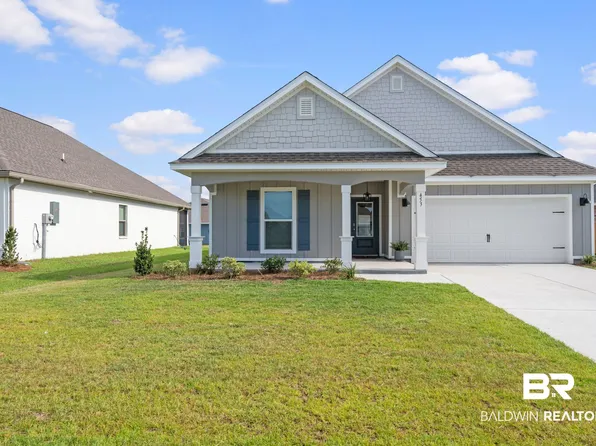 453 Parkerman Ave, Gulf Shores, AL 36542