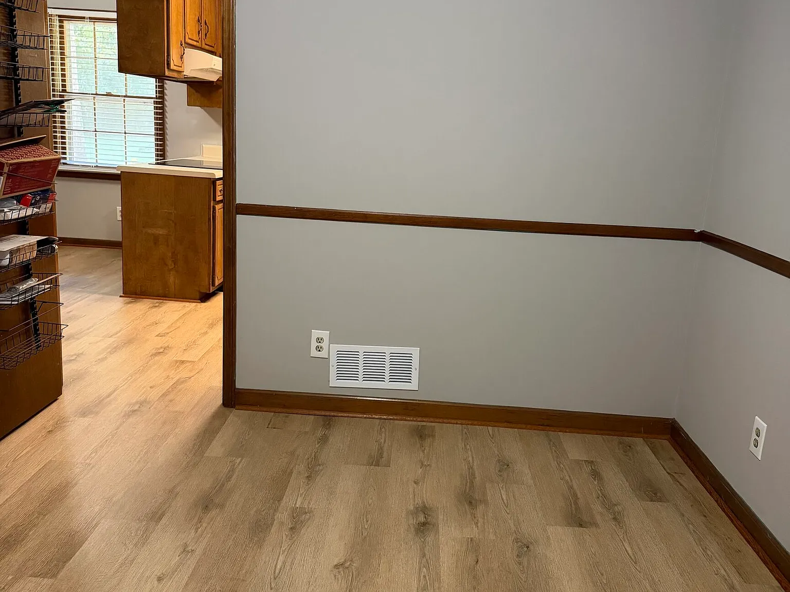 4 bed, 2.5 bath, 3888 sqft, $3,000 — Photo 4