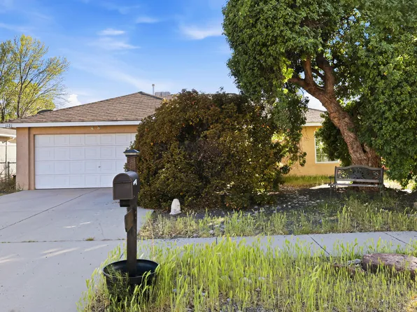 1121 Willow Ct SE, Los Lunas, NM 87031