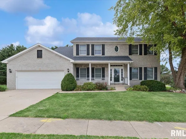 2127 Scenic Rdg, De Witt, IA 52742