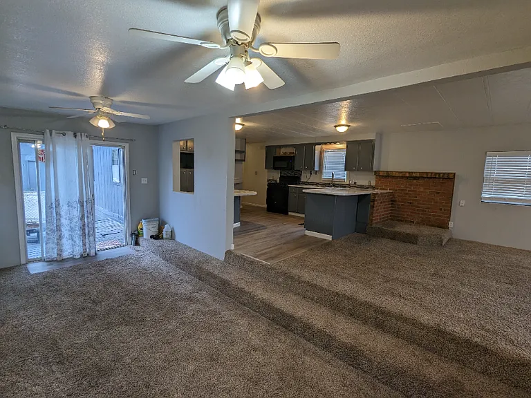 2424 Kara Ct — Photo 5