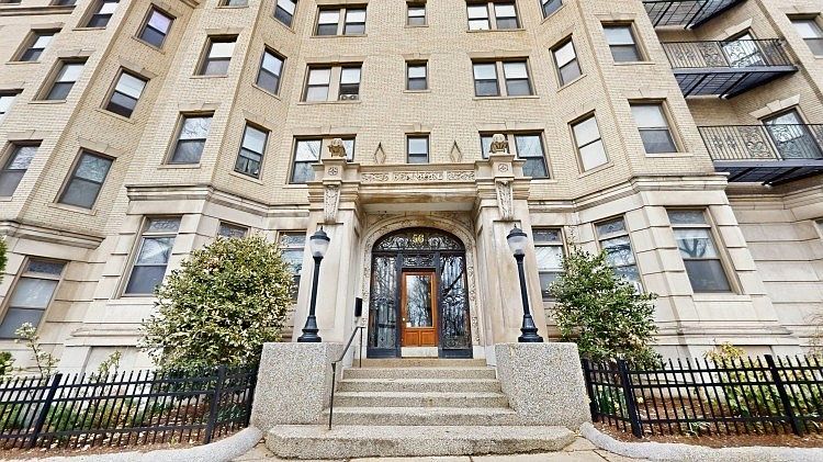 1st image of 56 Charlesgate E APT 138