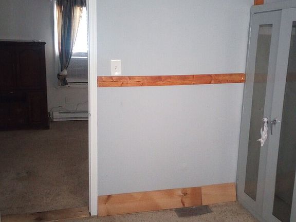 5th image of 619 Owen Dr