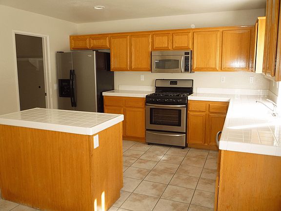 4th image of 1267 Cottonwood Dr